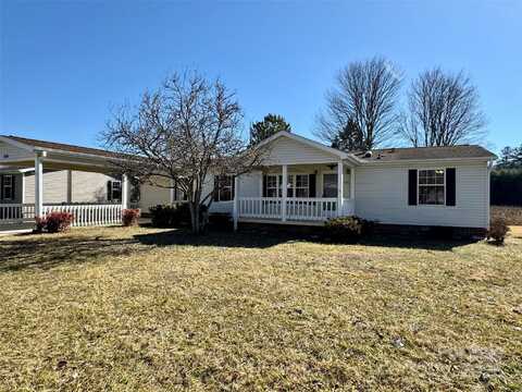 436 Riverwind Drive, Hendersonville, NC 28739