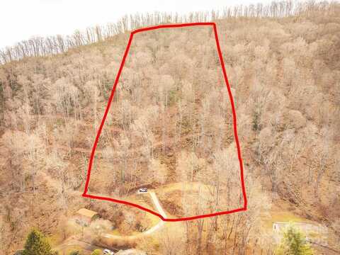 93 Patchens Estate Road, Waynesville, NC 28786