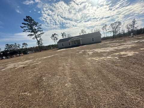 1505 E L Curtis Rd, Douglas, GA 31554