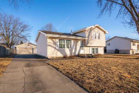 1005 6th Street NW, Altoona, IA 50009