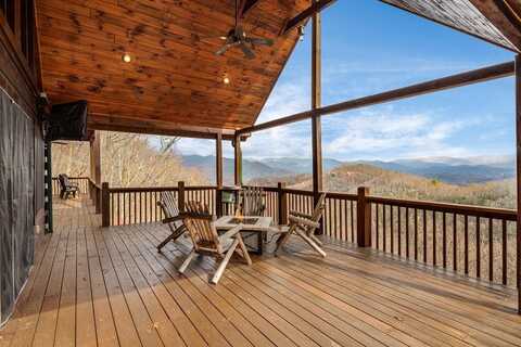 1603 Black Forest Drive, Bryson City, NC 28713
