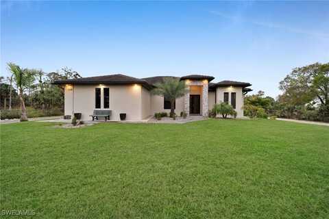 2330 6th Avenue NE, Naples, FL 34120