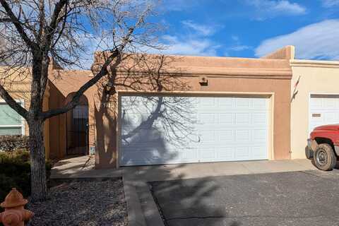 6111 DEL CAMPO Place NE, Albuquerque, NM 87109