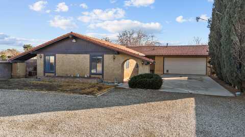 3224 W Avenue L, Lancaster, CA 93536