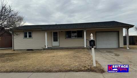 1911 N 8th Street, Garden City, KS 67846