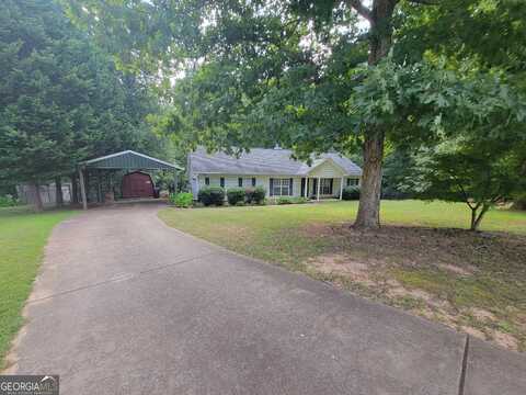 161 Akers Lake, Moreland, GA 30259