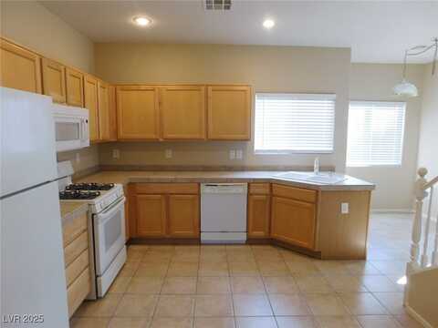 7650 Plunging Falls Drive, Las Vegas, NV 89131