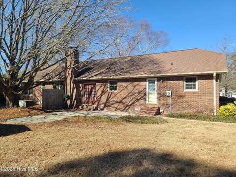 2011 Country Squire Road, Kinston, NC 28504