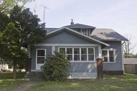 307 New York Avenue, Dowagiac, MI 49047