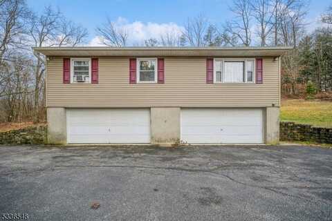 63 Haggerty Rd, Wantage, NJ 07461