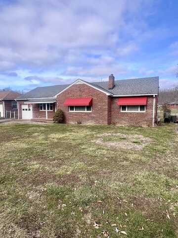 418 Division Road, Huntington, WV 25705