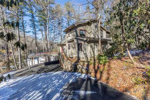 181 Hiwassee Rd, Lake Toxaway, NC 28747