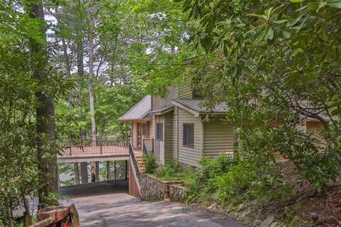 181 Hiwassee Rd, Lake Toxaway, NC 28747