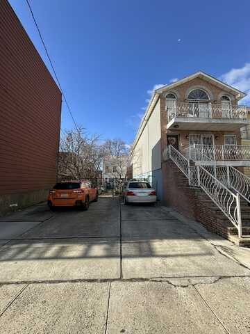 7 ORCHARD ST, JC, Journal Square, NJ 07306