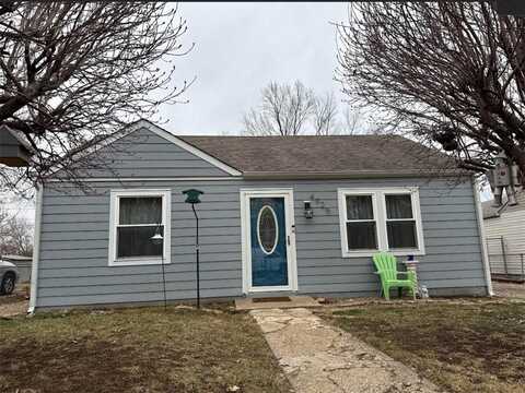 4925 Woodend Avenue, Kansas City, KS 66106