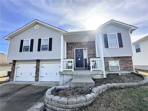 1704 Sunset Drive, Warrensburg, MO 64093