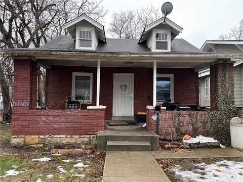 2209 E 69th Terrace, Kansas City, MO 64132