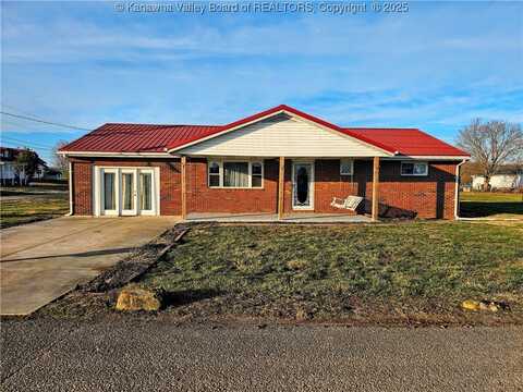 378 Plymale Lane, Gallipolis Ferry, WV 25515