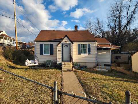 1612 Monsview, Lynchburg, VA 24504