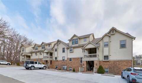 2304 Yellowstone Park Court, Maryland Heights, MO 63043