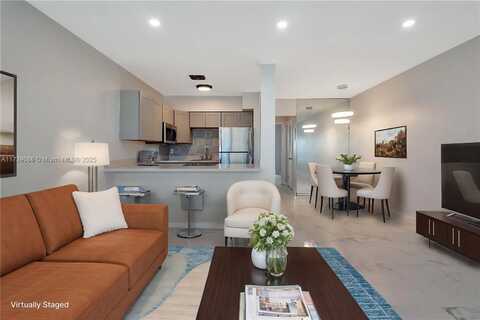 820 SW 11th Ave, Hallandale Beach, FL 33009