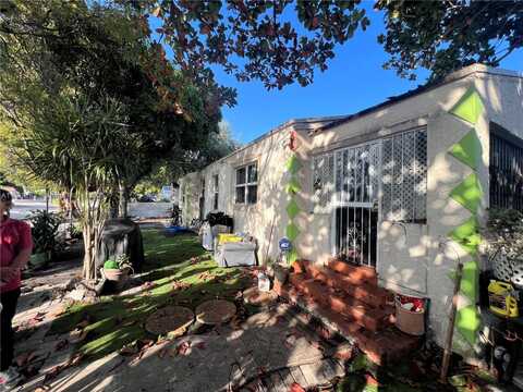 299 NW 43rd St, Miami, FL 33127