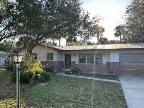 2309 Oak Dr, Fort Pierce, FL 34949