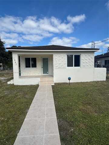 1947 NW 151st St, Miami Gardens, FL 33054