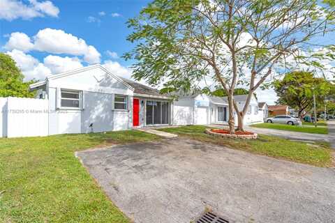 10551 SW 207th St, Cutler Bay, FL 33189