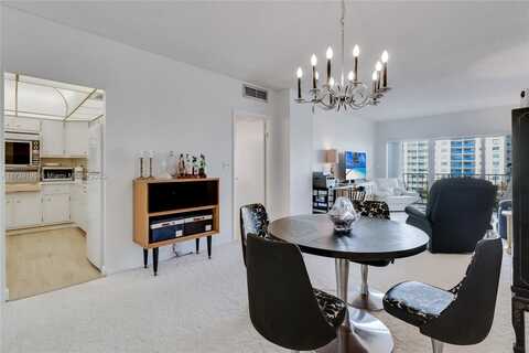 500 Bayview Dr, Sunny Isles Beach, FL 33160