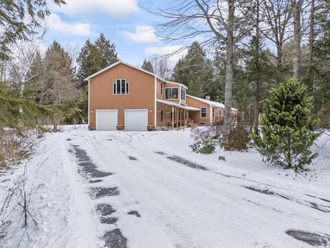 25 Jeffrey Woods Road, Windham, ME 04062