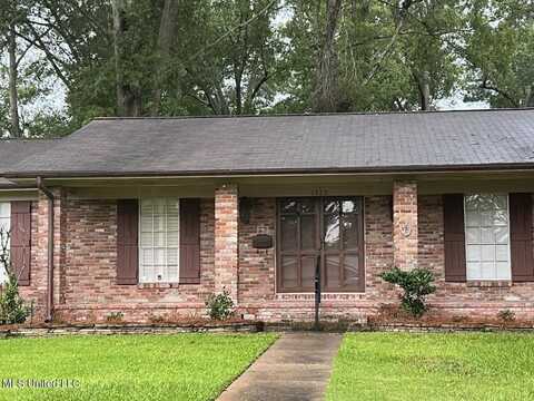 1523 Brecon Drive, Jackson, MS 39211