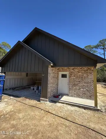 1816 Porpoise Drive, Gautier, MS 39553