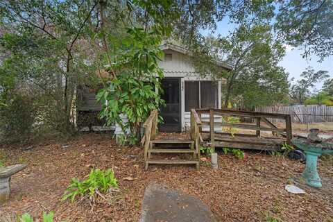 3623 WHITTIER STREET, TAMPA, FL 33619