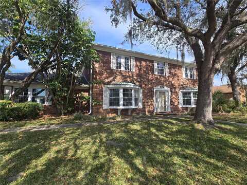 300 CYPRESS CREEK CIRCLE, OLDSMAR, FL 34677