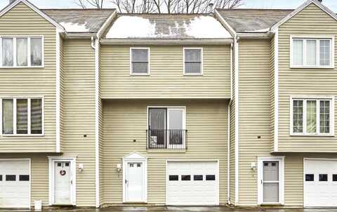 395 Donohue Rd, Dracut, MA 01826