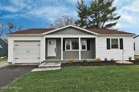 9 Eton Road, Toms River, NJ 08757