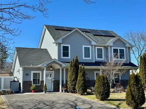 232 Elm Drive E, Levittown, NY 11756