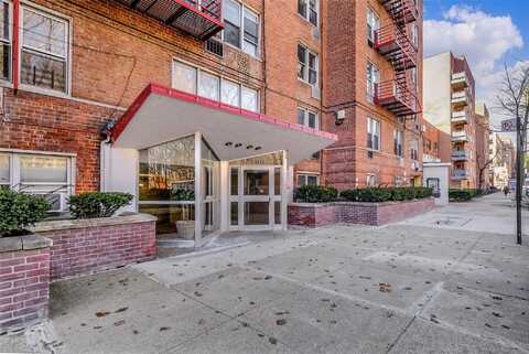 6535 Broadway, Bronx, NY 10471