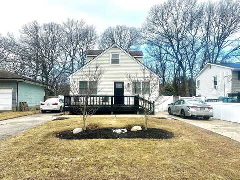 128 Smithtown Polk Boulevard, Centereach, NY 11720