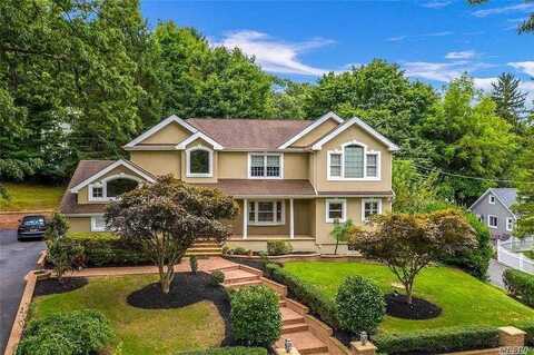 4 2nd Street, Woodbury, NY 11797