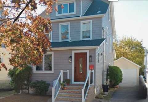 29 Everett Street, Lynbrook, NY 11563