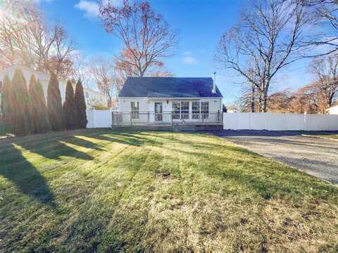 399 Auborn, Brookhaven, NY 11967