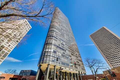 5415 N Sheridan Road, Chicago, IL 60640