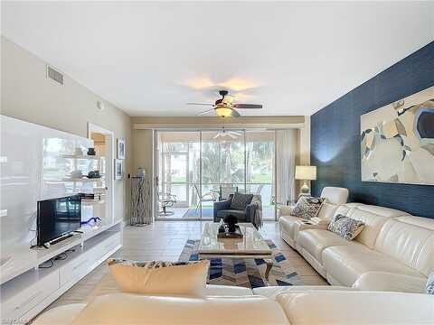 437 Wiggins Lake, NAPLES, FL 34110