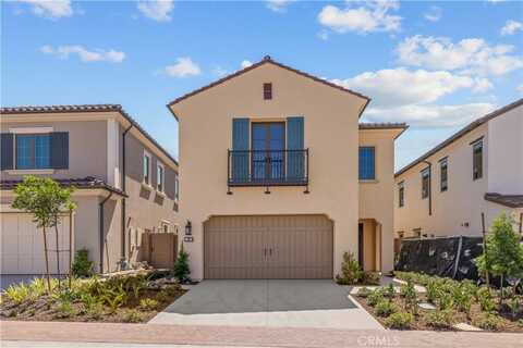 220 Fiore, Irvine, CA 92602