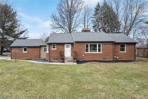 257 W Nimisila Road, New Franklin, OH 44319