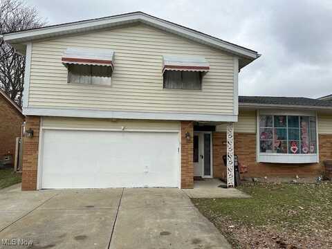 11274 Lafayette Drive, Parma Heights, OH 44130