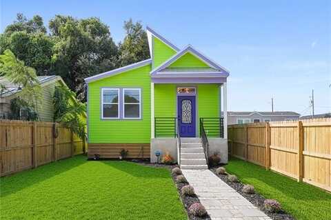 2232 DESIRE Street, New Orleans, LA 70117