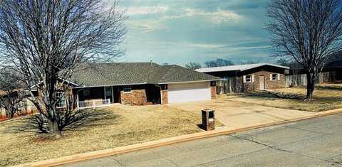 151 Calhoon Street, Elk City, OK 73644